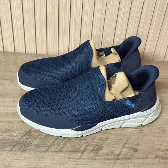 Skechers Men’s Equalizer 4.0 Swift Fit Slip-On Sneakers Size 11 Navy main image 9